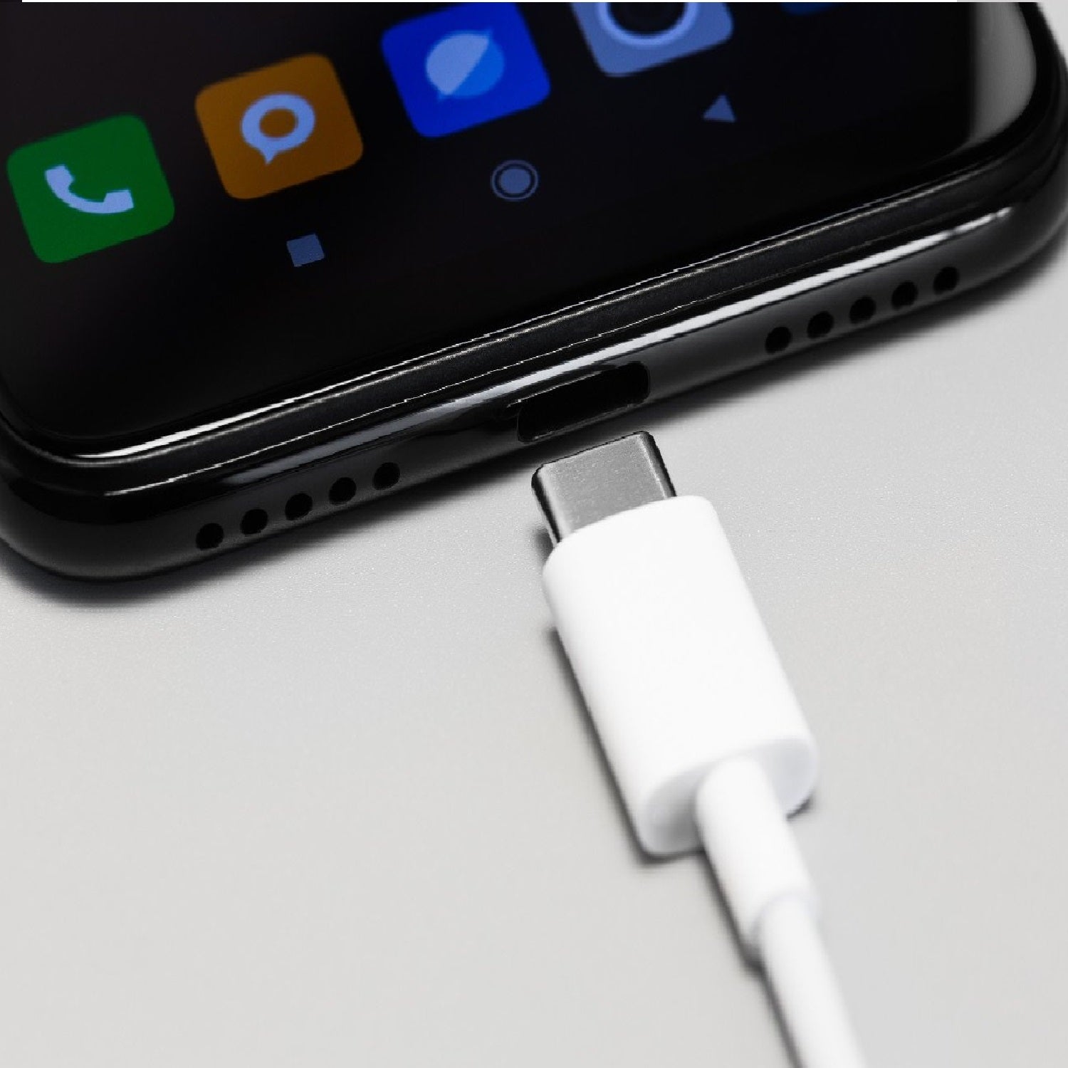 USB Type-C to USB Sync and Charge Cable 1 metre length - White- Netbit UK