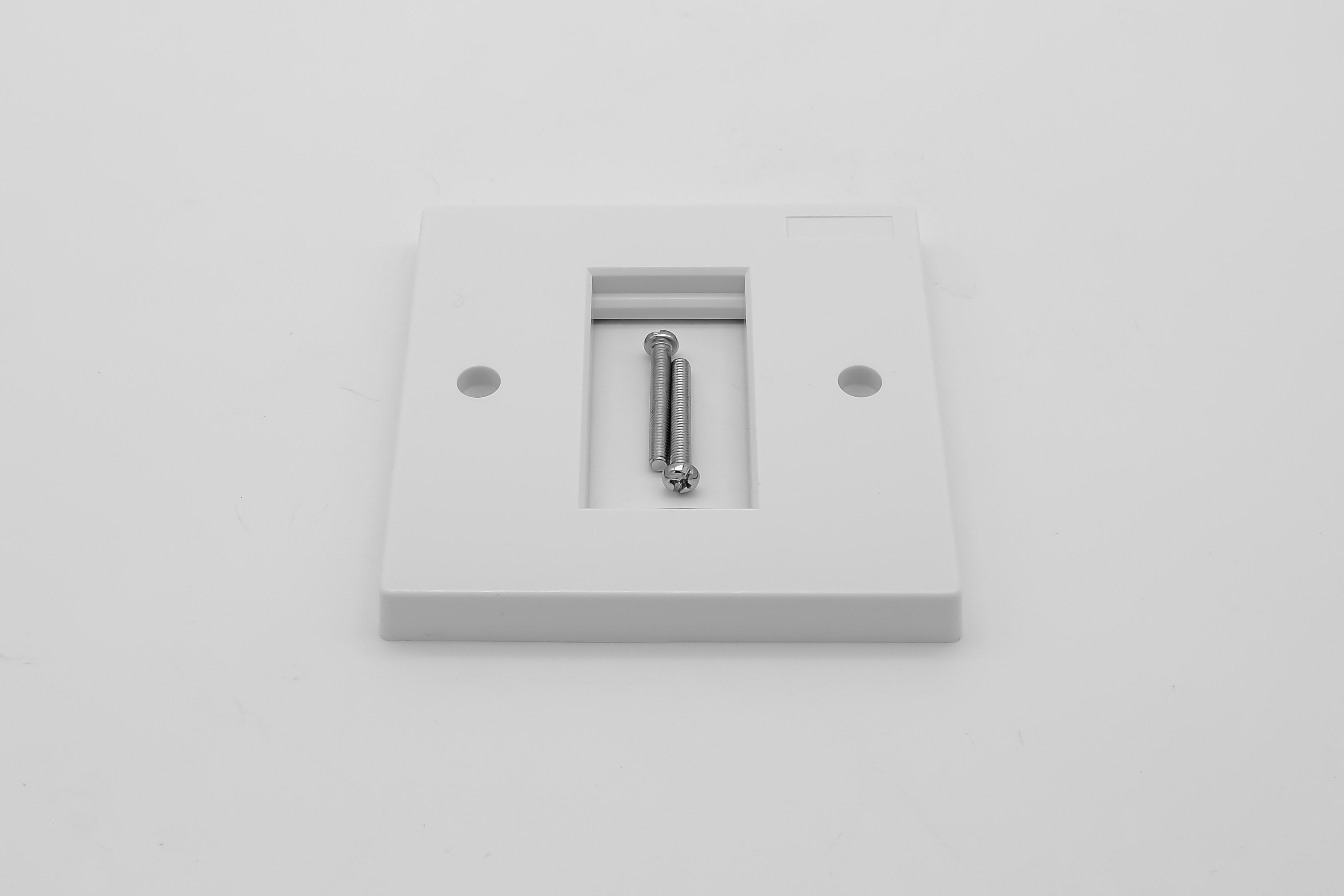 modular faceplate - Low Profile Single Gang (1 Slot) Faceplate for 1 x Euro Modules - White