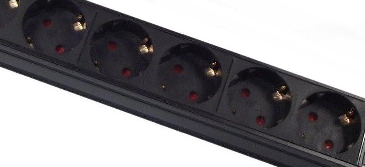 Front view of 5 Schuko output sockets of a 1U 19" 12 Way Vertical Switched 16A Schuko Sockets to Schuko Plug Rack PDU.