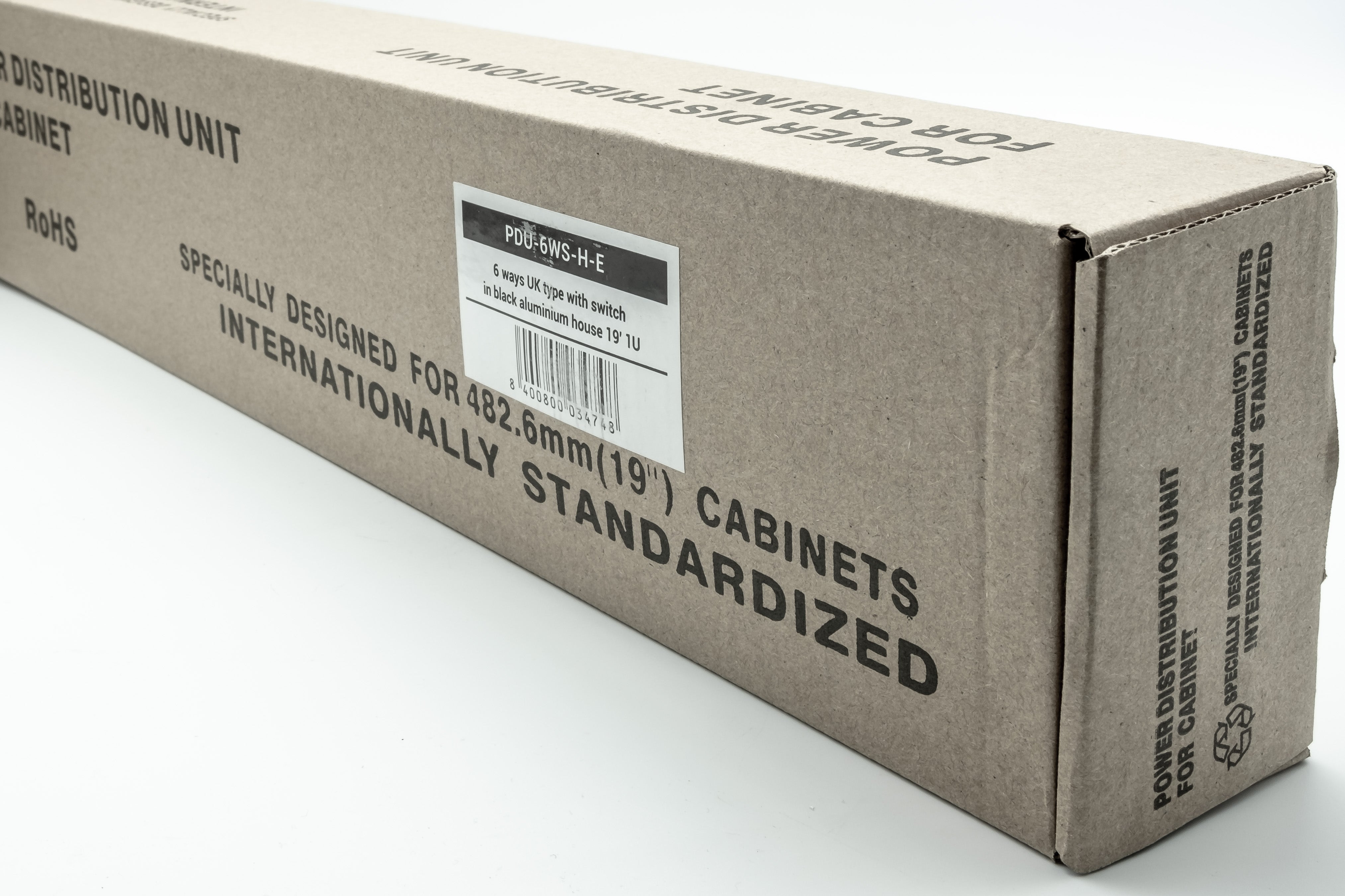 A 1U 6-Way Switched Horizontal Rack PDU properly-labeled packaging box.