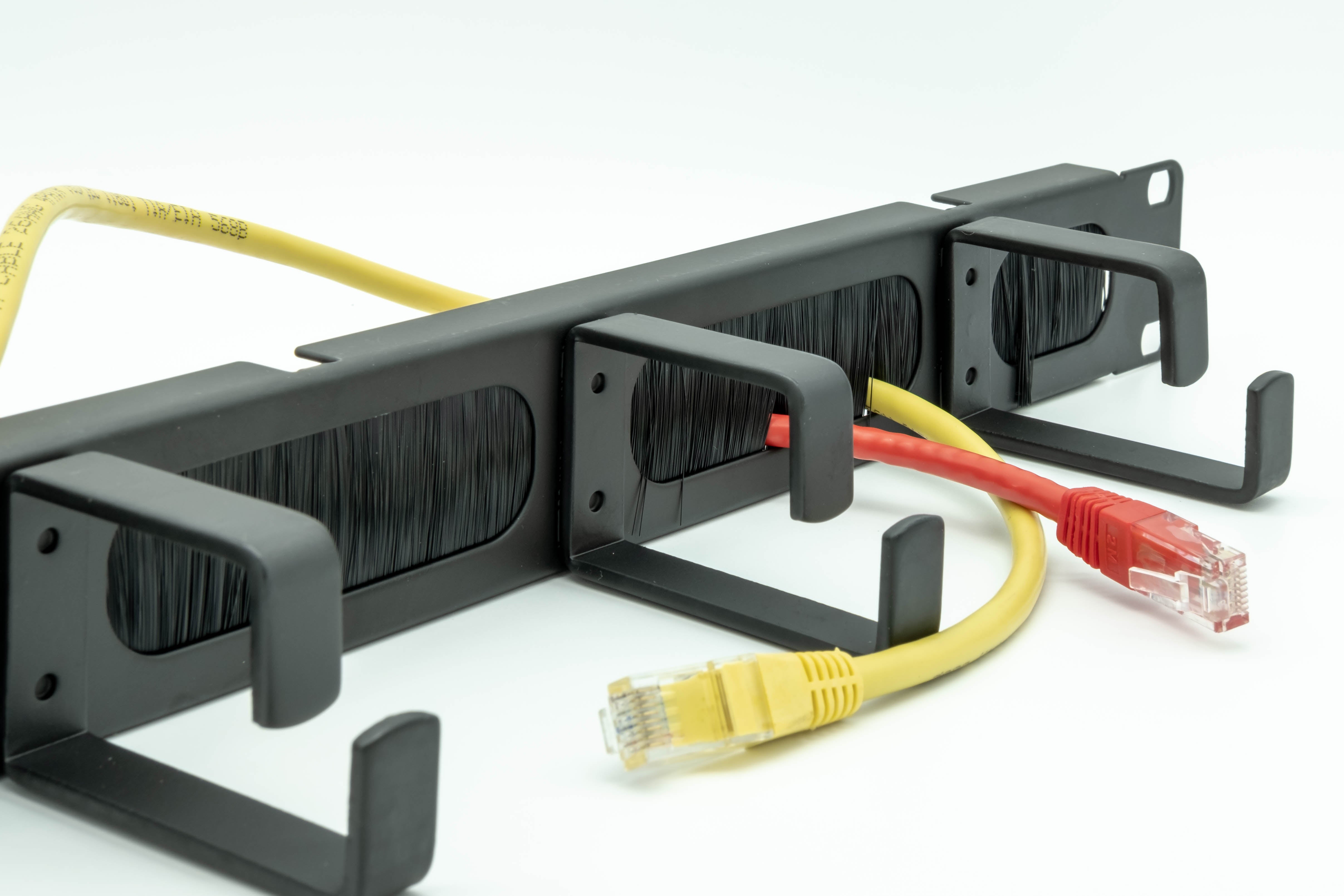 1U 19" Brush Panel Letter Box with 4 Ring Cable Management - Netbit UK