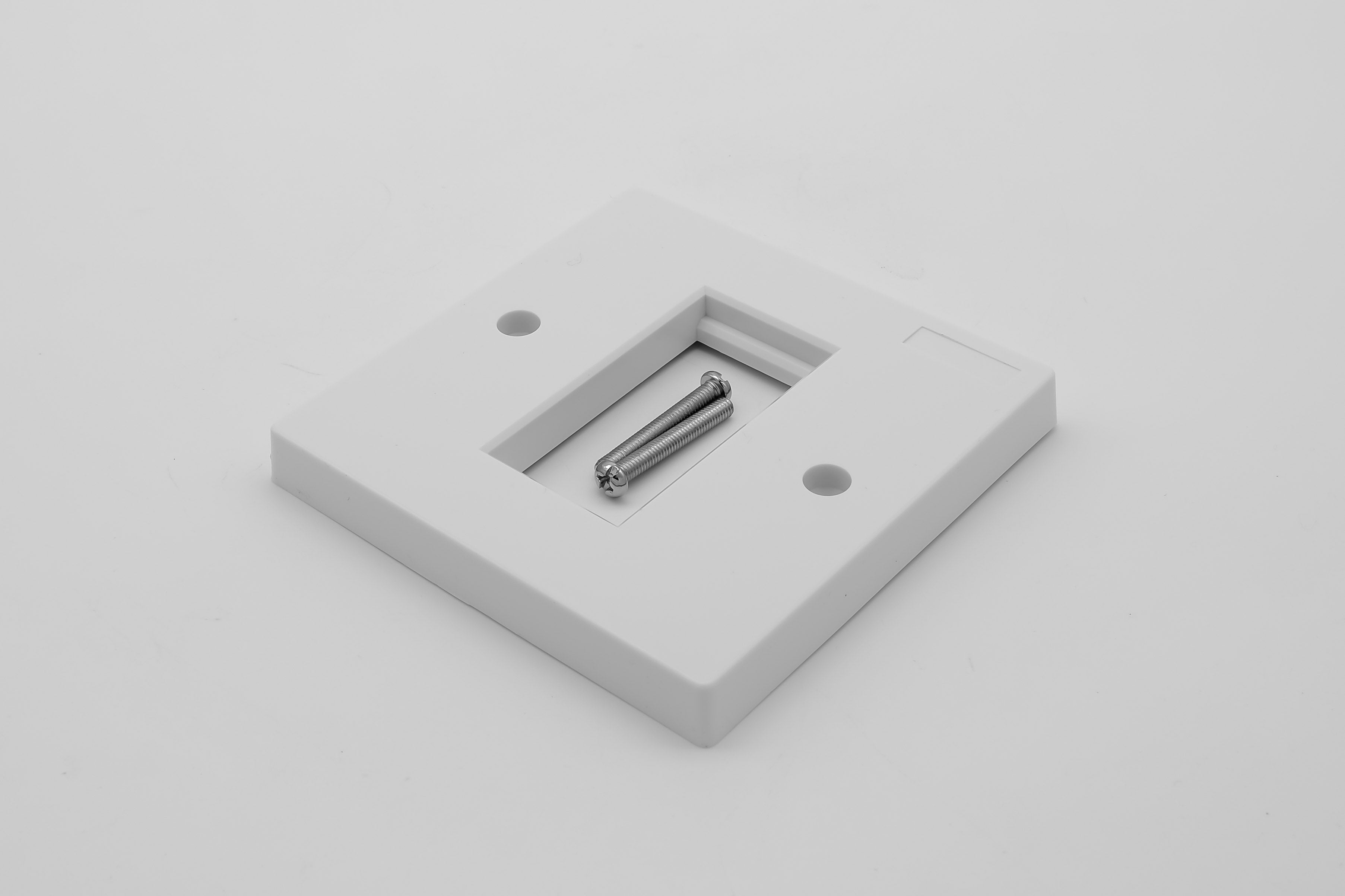 modular faceplate -Low Profile Single Gang (1 Slot) Faceplate for 1 x Euro Modules - White